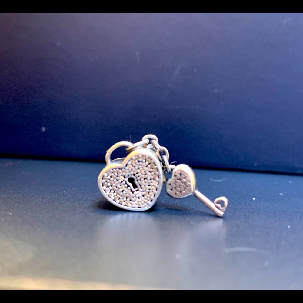 Key to my heart Pandora charm